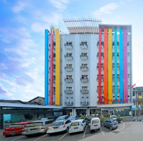 Гостиница Transera Hotel Pontianak  Понтианак